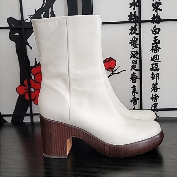 Vince Elegant White Leather Ankle Boots - Picture 9 of 12